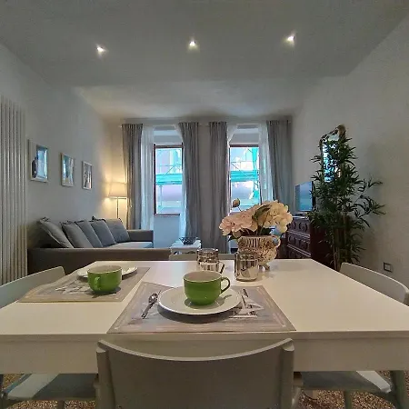 Rosanna House Apartment Vernazza